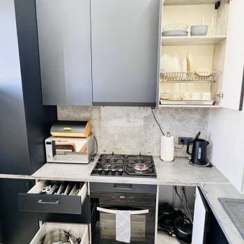 Продается 1-комнатная квартира, 35 м²