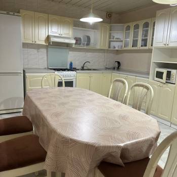 Сдается Дом, 180 м²