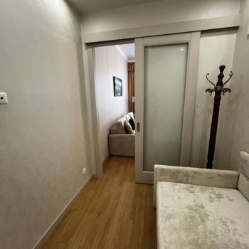 Продается 3-х комнатная квартира, 47 м²