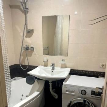 Продается 2-х комнатная квартира, 58 м²