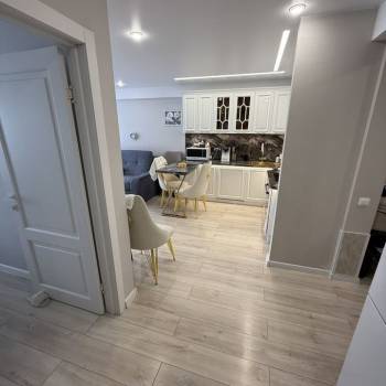 Продается 2-х комнатная квартира, 57 м²