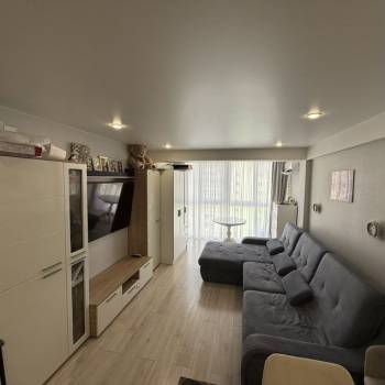 Продается 2-х комнатная квартира, 57 м²