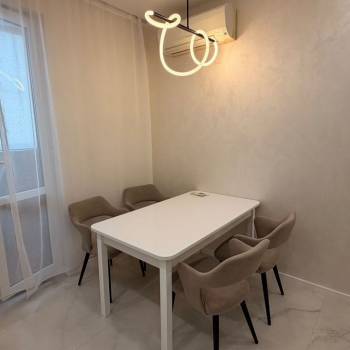 Продается 2-х комнатная квартира, 56 м²