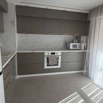 Продается 1-комнатная квартира, 44 м²