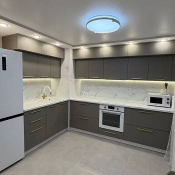 Продается 1-комнатная квартира, 44 м²