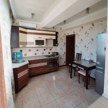 Продается 1-комнатная квартира, 41 м²
