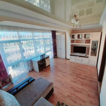 Продается 1-комнатная квартира, 41 м²