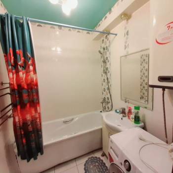 Продается 1-комнатная квартира, 41 м²