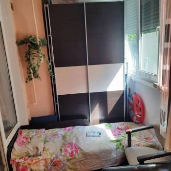 Продается 1-комнатная квартира, 44 м²