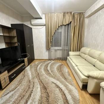 Продается 1-комнатная квартира, 44 м²