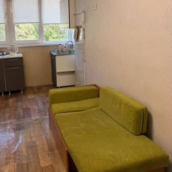 Продается 1-комнатная квартира, 18 м²