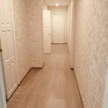 Продается Многокомнатная квартира, 77,8 м²