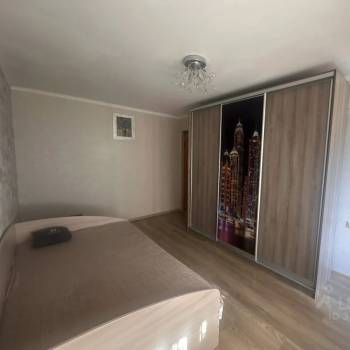Сдается Многокомнатная квартира, 80 м²