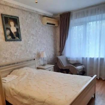 Сдается Многокомнатная квартира, 80 м²