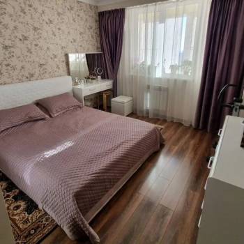Продается 2-х комнатная квартира, 76 м²