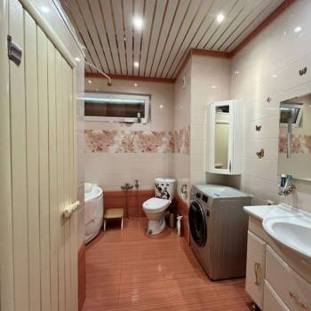 Продается 2-х комнатная квартира, 110 м²