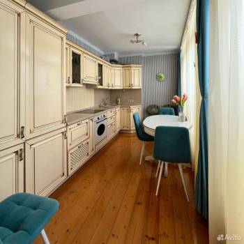 Продается 2-х комнатная квартира, 110 м²
