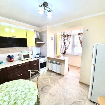 Продается 2-х комнатная квартира, 60 м²
