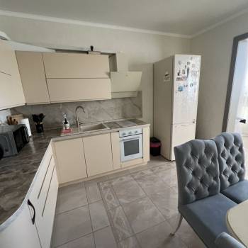 Сдается 1-комнатная квартира, 40 м²
