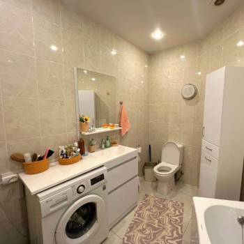 Продается 1-комнатная квартира, 45 м²