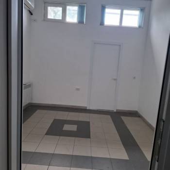 Сдается Нежилое помещение, 90 м²