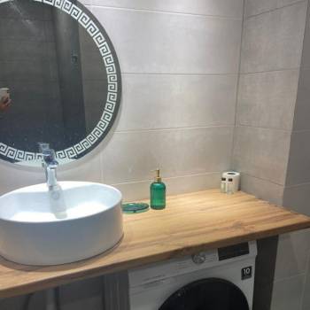 Сдается 1-комнатная квартира, 49 м²