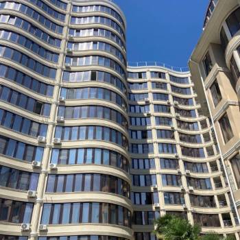 Сдается 1-комнатная квартира, 49 м²