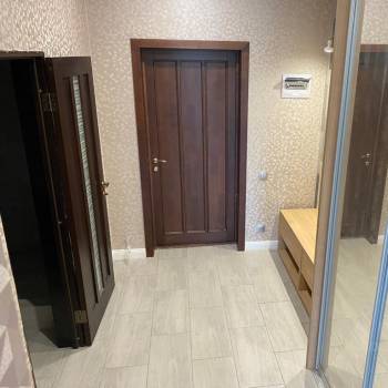 Сдается 1-комнатная квартира, 49 м²