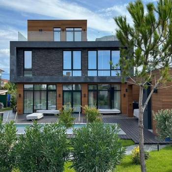 Продается Дом, 350 м²