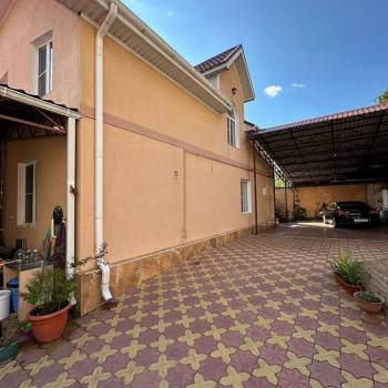 Продается Дом, 300 м²