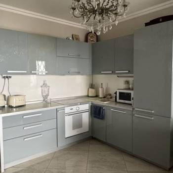 Сдается Многокомнатная квартира, 100 м²