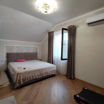 Продается Дом, 280 м²