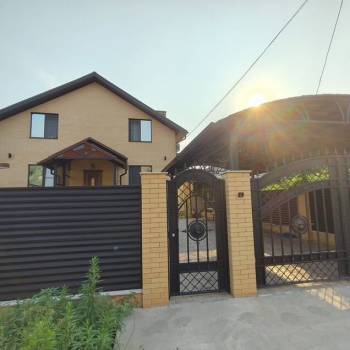 Продается Дом, 280 м²