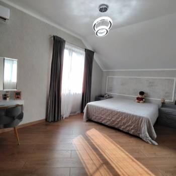 Продается Дом, 280 м²