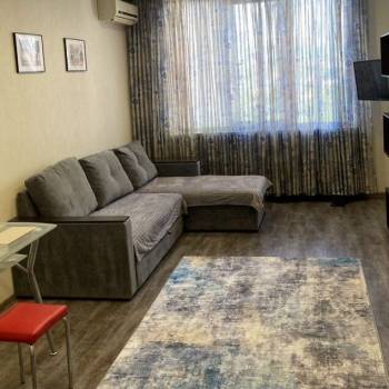 Продается 1-комнатная квартира, 28,4 м²
