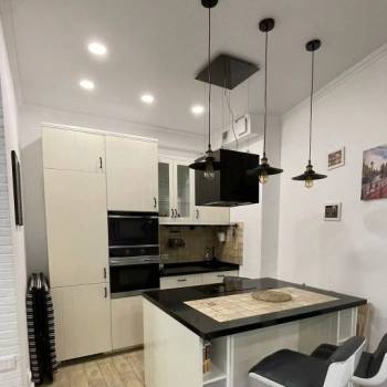 Сдается 1-комнатная квартира, 46 м²