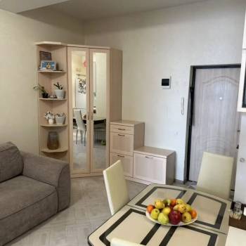 Продается 3-х комнатная квартира, 47 м²
