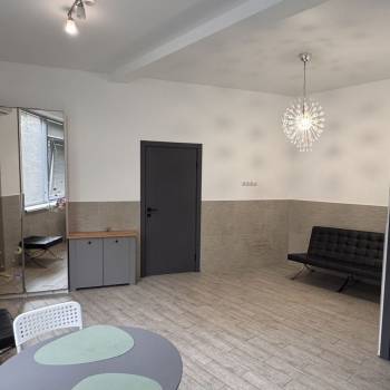 Сдается 1-комнатная квартира, 54 м²