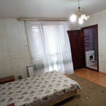 Сдается 1-комнатная квартира, 35 м²