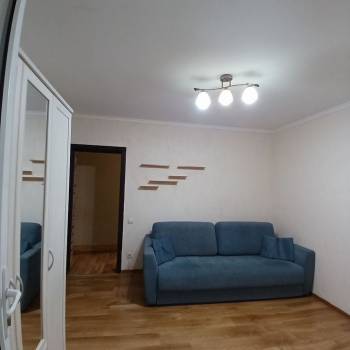 Продается 1-комнатная квартира, 30 м²