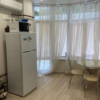 Продается 1-комнатная квартира, 28 м²