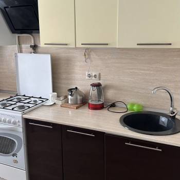 Сдается 1-комнатная квартира, 41 м²