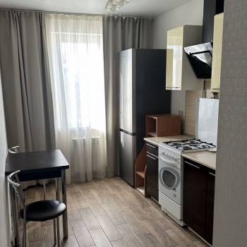 Сдается 1-комнатная квартира, 41 м²