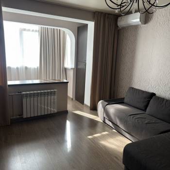 Сдается 1-комнатная квартира, 41 м²