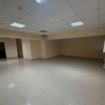 Продается 1-комнатная квартира, 97,7 м²