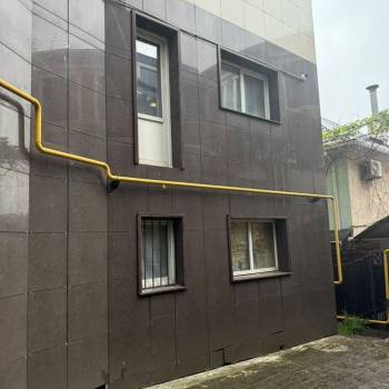 Продается 1-комнатная квартира, 97,7 м²