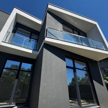 Продается Дом, 164 м²