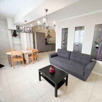 Продается 3-х комнатная квартира, 80 м²