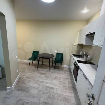Продается 1-комнатная квартира, 35 м²