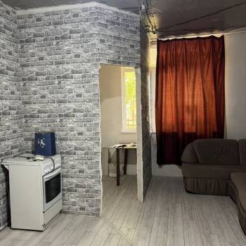 Продается 1-комнатная квартира, 28,1 м²